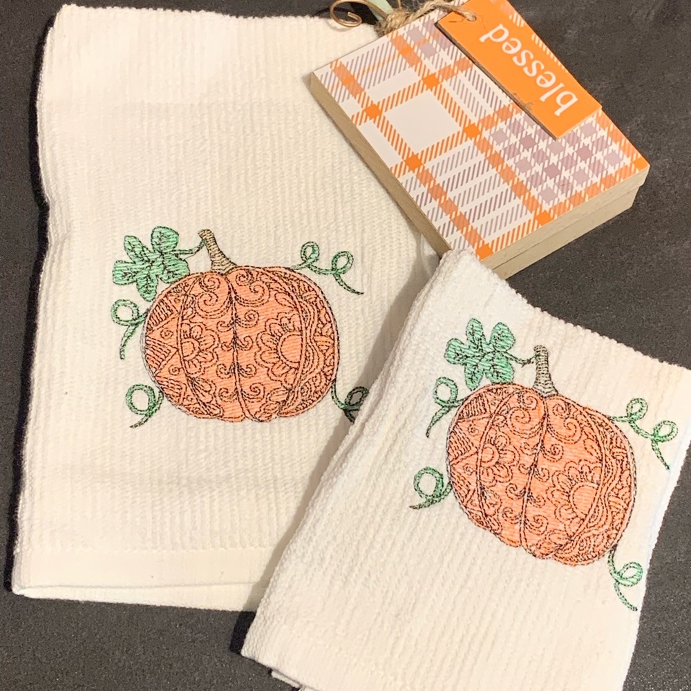 Custom Embroidered Henna Pumpkin 🎃 Design Towel Set of 2
